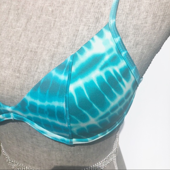 Pink | Women’s Bikini Top Size XS - Picture 4 of 9